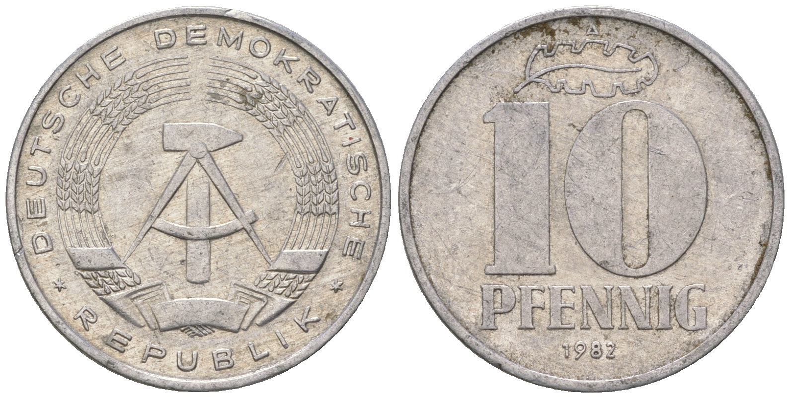 ГДР 10 пфеннигов 1982 А KM 10 алюминий 3459-641