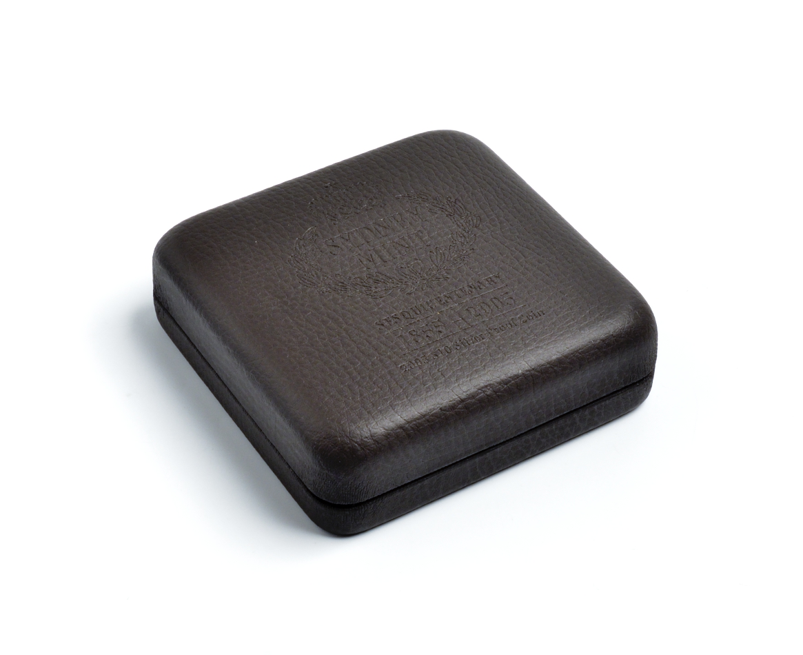 Австралия 10 долларов 2005 150 лет монетному двору в Сиднее, коробка, сертификат, серебро, позолота KM 751 серебро PROOF 00-00