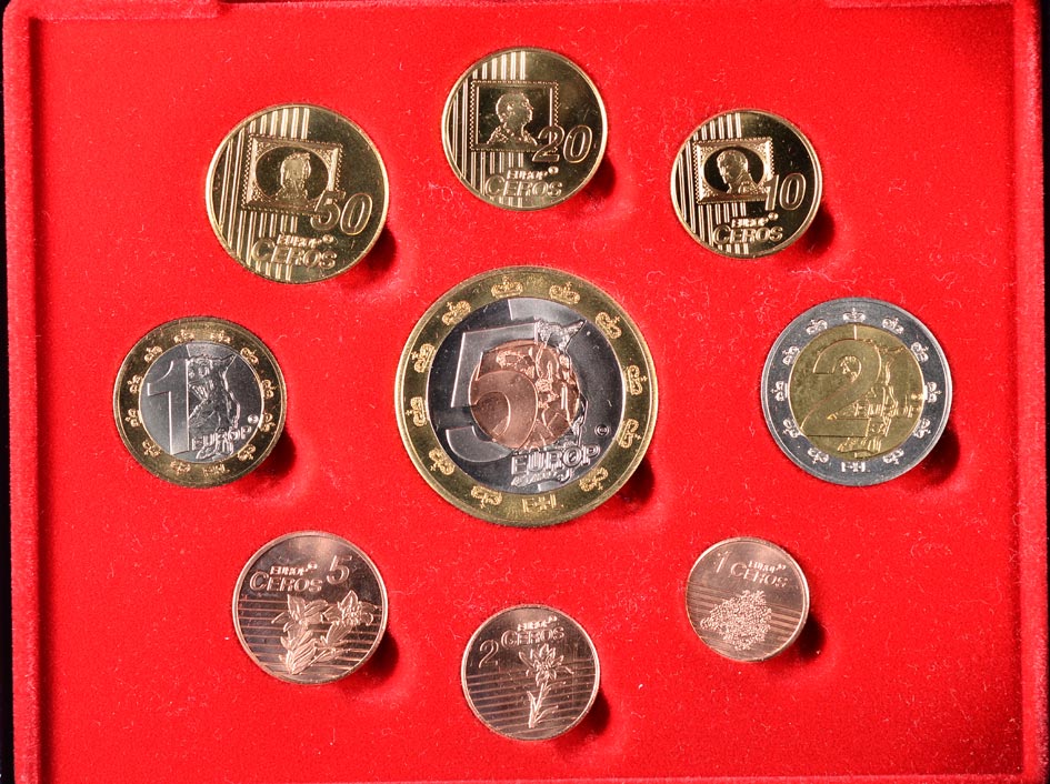 Лихтенштейн евронабор из 9 монет (с 5 евро) 2004 пробники, PROBA, в оригинальной коробке, с сертификатом    PROOF  4-3-4-10