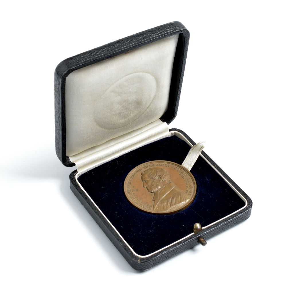Германия памятная медаль1848 пастор Бодекер, в родной коробочке, 39 мм, 28,43 гр бронза UNC 4-5-3-15