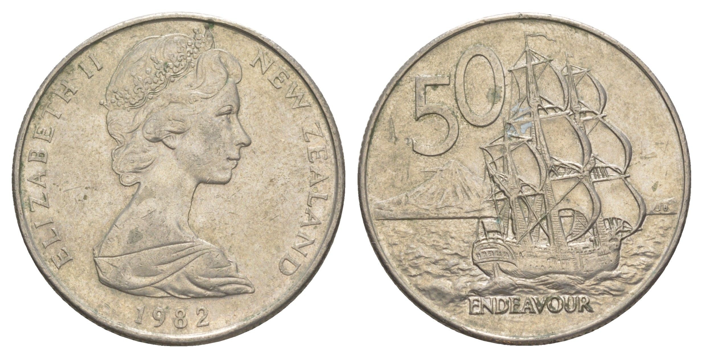 Новая Зеландия 50 центов 1982 Елизавета II (1952-2022), парусник Индевор KM 37.1 медно-никель 4384-824