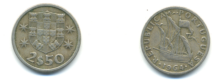 Португалия 2,5 эскудо 1964 парусник KM 590 медно-никель 80-351