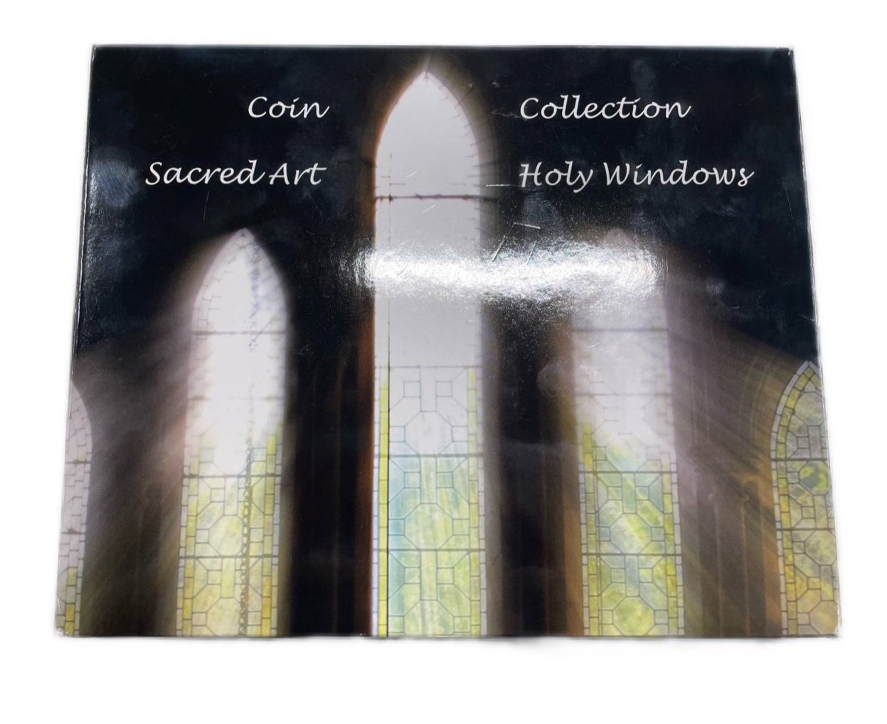 Палау набор из 3 монет (10 долларов) 2011 Священное искусство - Собор Святого Патрика, Нью-Йорк, Сантьяго-де-Компостела, Базилика Святого Петра, в оригинальной коробке, с сертификатом, тираж 999 экземпляров KM 411, 412, 413 серебро PROOF 8-2-02-01