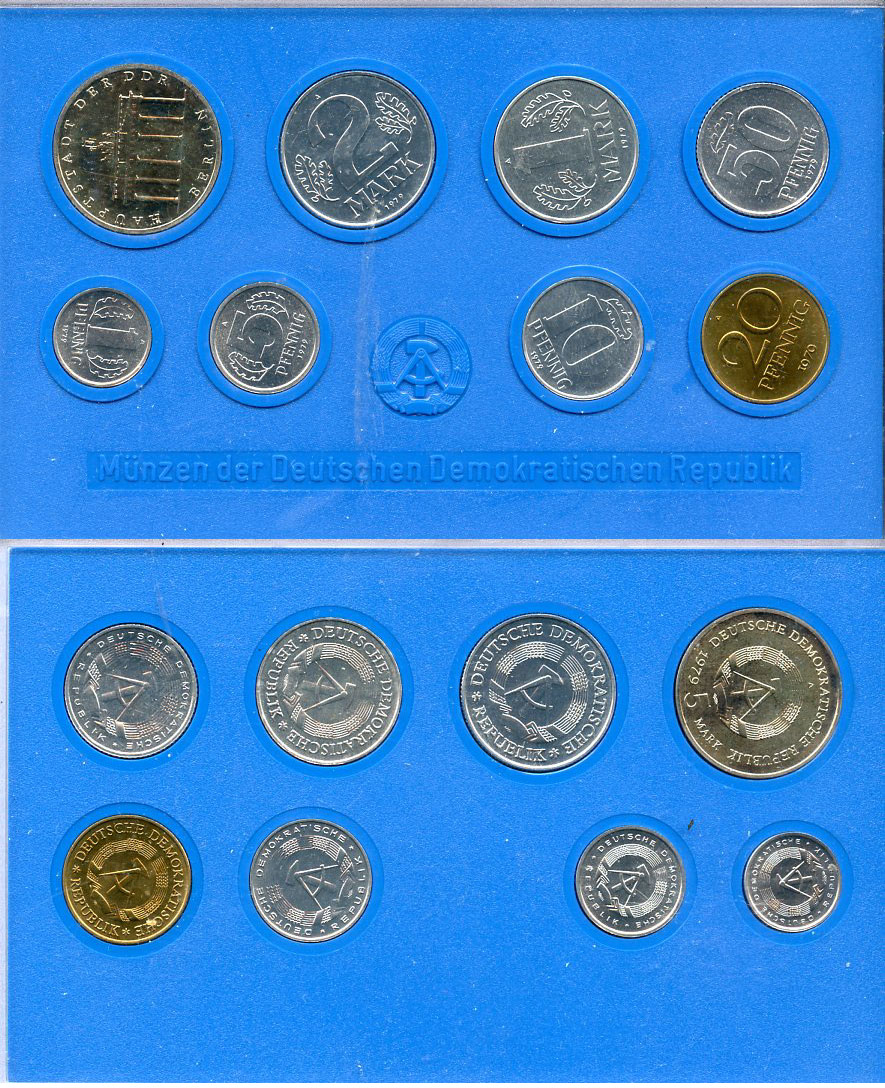 ГДР официальный набор из 8 монет включая 5 марок Бранденбургские ворота 1979 тираж 26000 экземпляров, твердый пластик KM MS1   UNC  8-2-04-06
