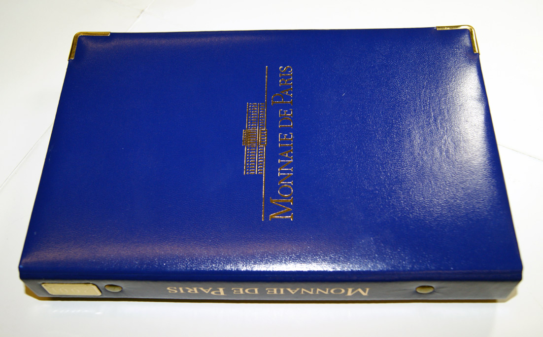 Франция евронабор из 8 монет 2001 в оригинальной упаковке монетного двора PROOF 1-4-6-03