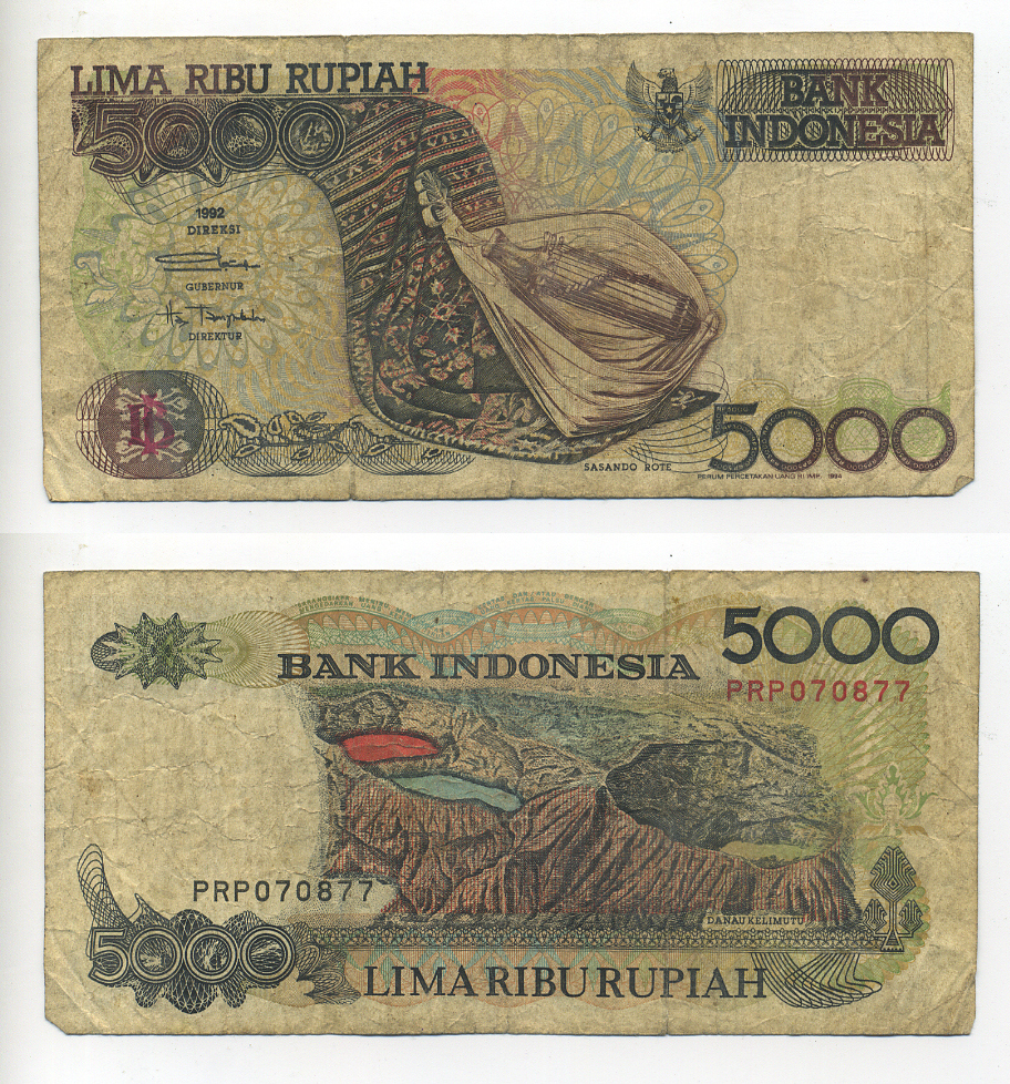 Индонезия 5000 рупий 1992/1994 Сасандо (музыкальный инструмент), гобелен (остров Роте), Келимуту (трехцветное озеро) Pick 130 c бумага 7214-21-3