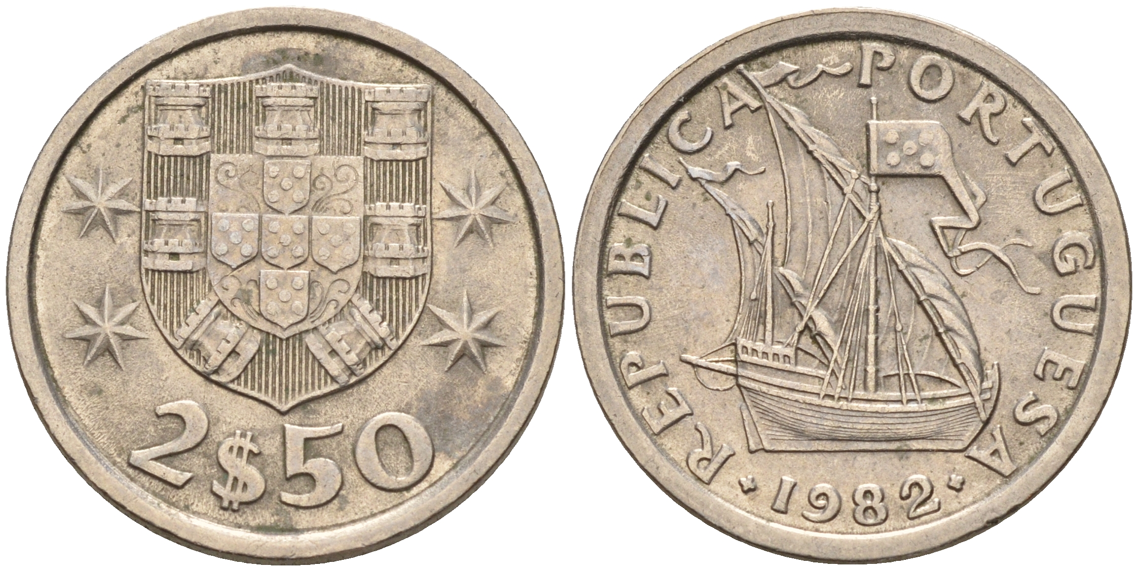 Португалия 2,5 эскудо 1982 парусник KM 590 медно-никель    4596-329