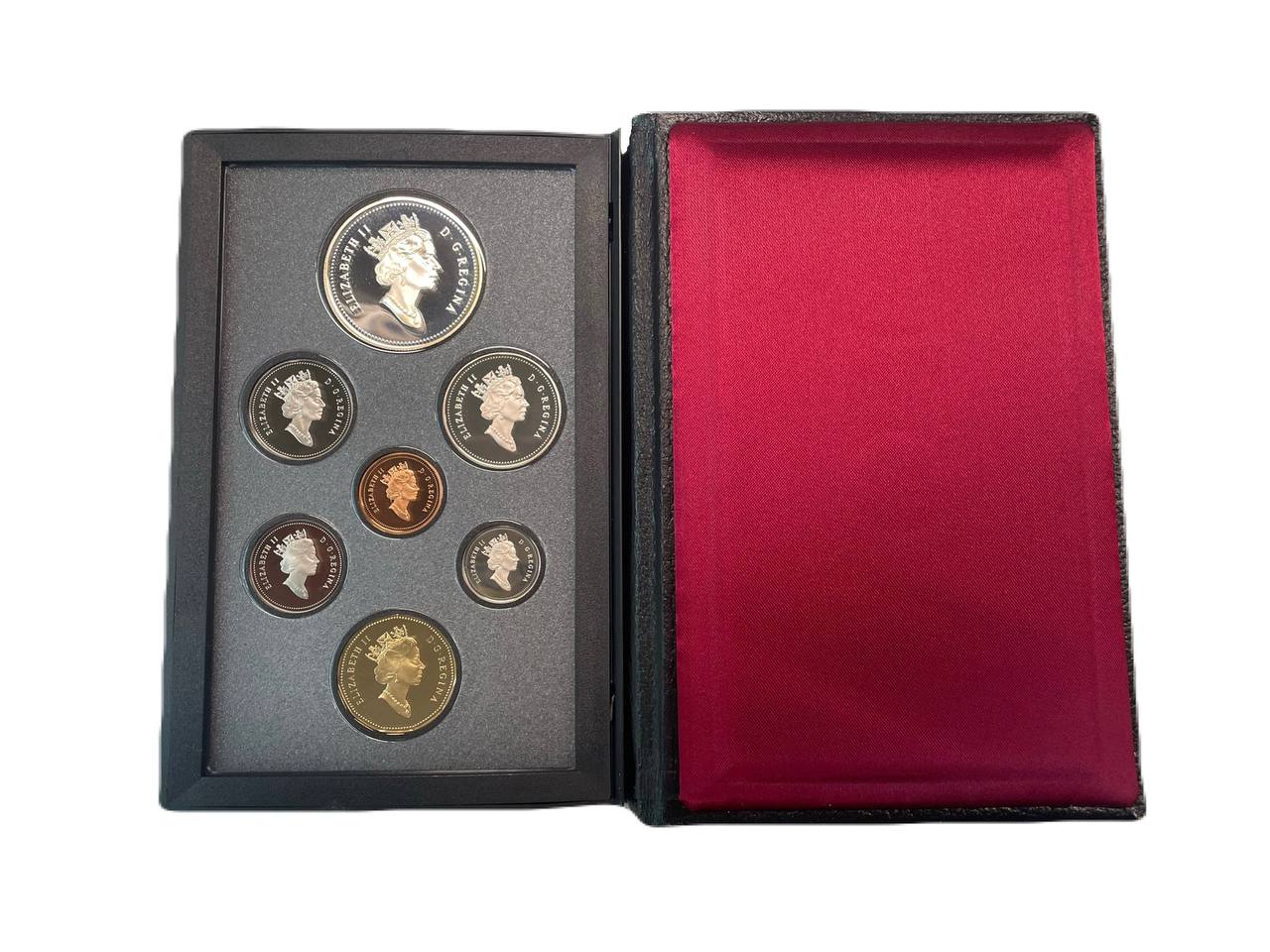 Канада набор из 7 монет (1, 5, 10, 25 и 50 центов; 1 доллар) 1994 25 лет последнему патрулю на собачьих упряжках, в оригинальной упаковке, с сертификатом подлинности KM 181, 182, 183, 184, 185, 186 и 251 PROOF 6-6-2-03