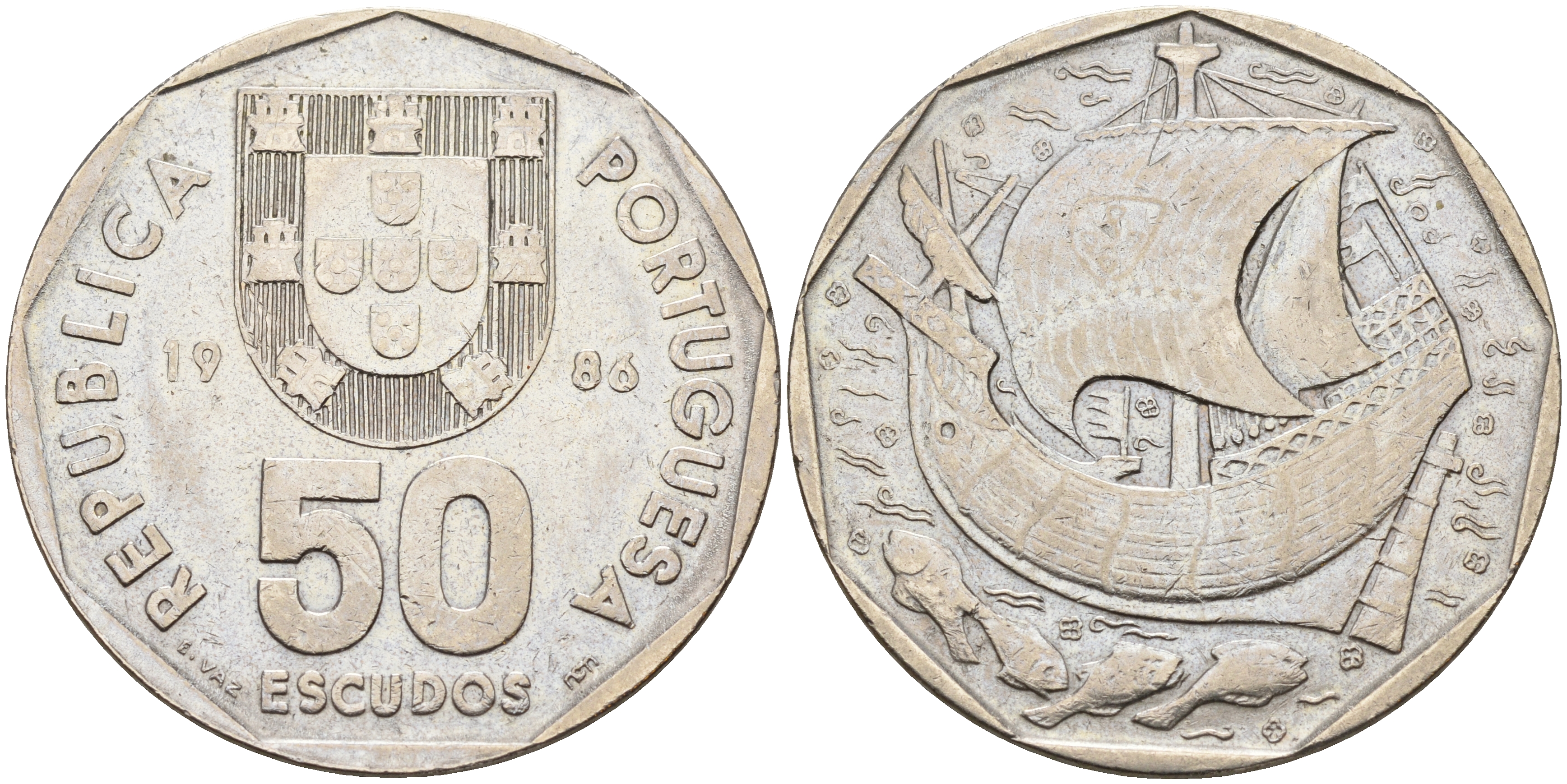 Португалия 50 эскудо 1986 парусник, первый год KM 636 медно-никель    4157-733