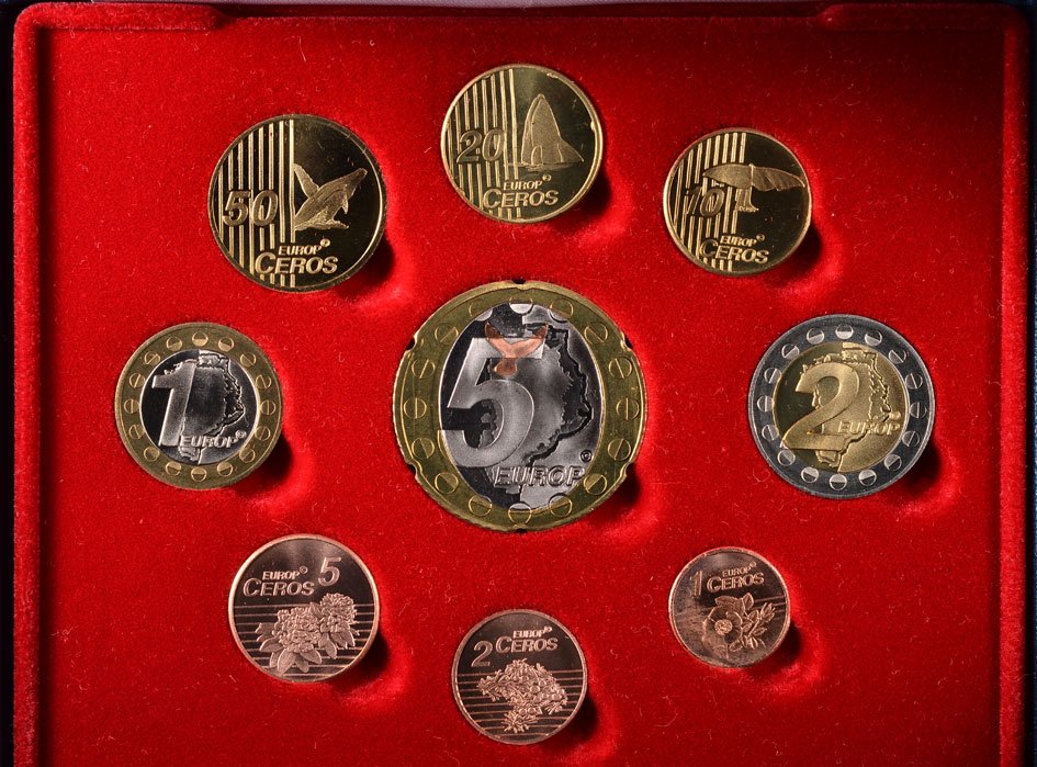 Гренландия евронабор из 9 монет (с 5 евро) 2004 пробники, PROBA, в оригинальной коробке, с сертификатом    PROOF  4-3-4-04