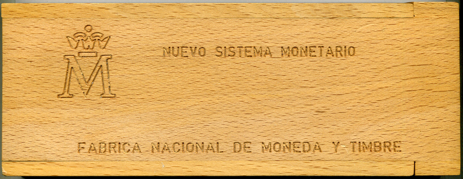 Испания набор из 10 монет 1985-1990 в оригинальной деревянной коробке UNC 5-4-3-05