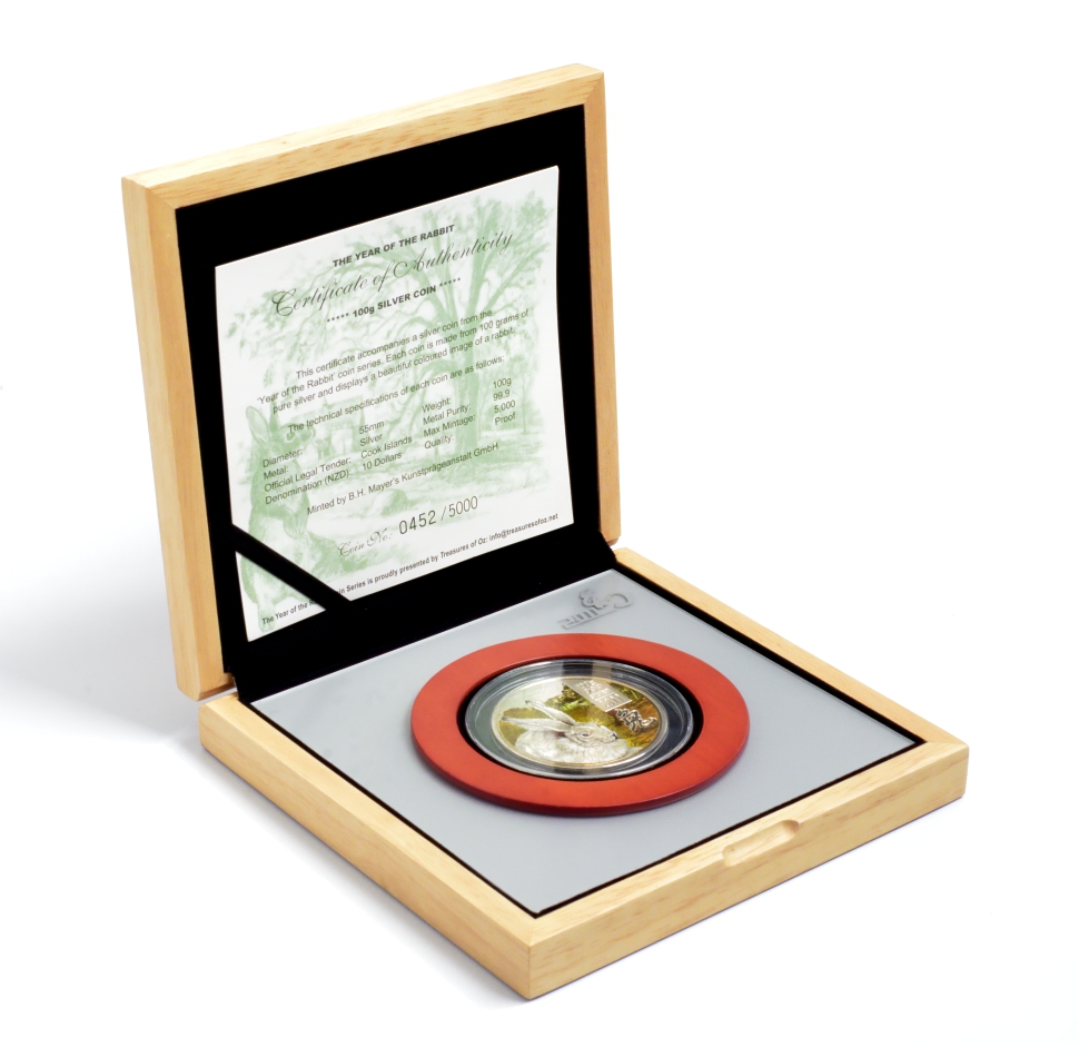 Острова Кука 10 долларов 2011 год Кролика, цветная эмаль, в оригинальной деревянной коробке,с сертификатом, вес 100 гр. Тир. 5000 зкз. KM NEW серебро PROOF 4-3-3-21