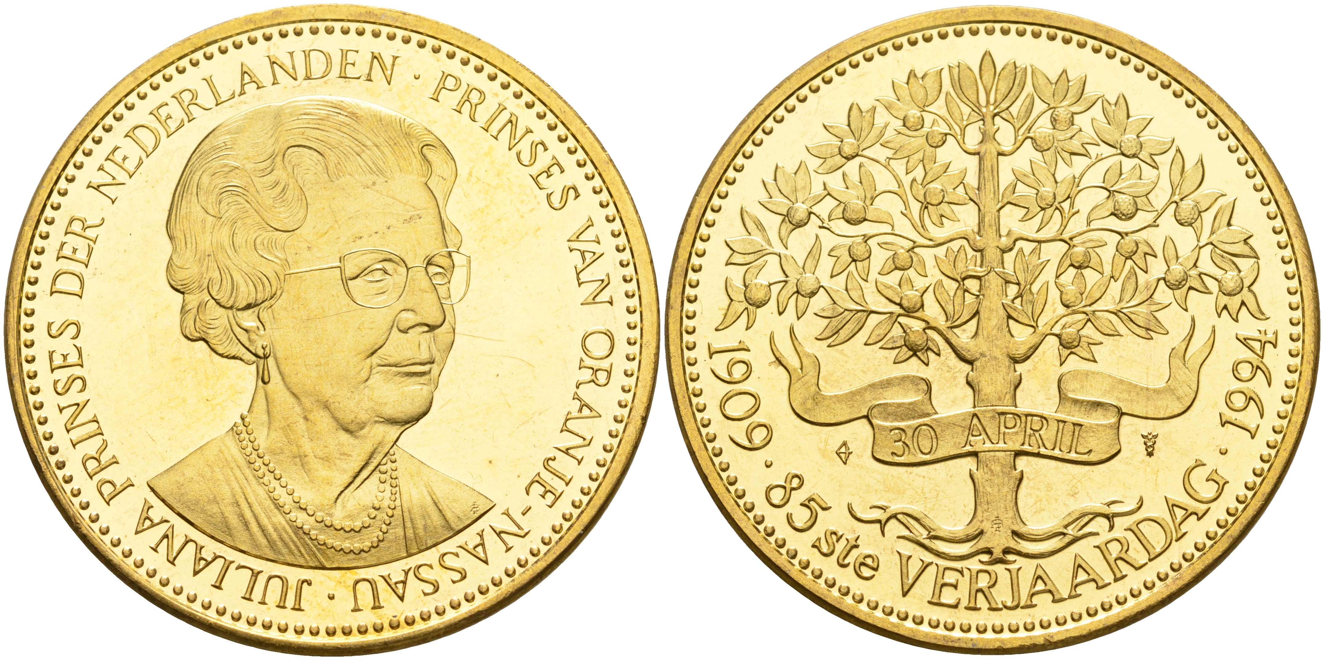 Нидерланды медаль ND 85 лет со дня рождения принцессе Нидерландов Юлианне    PROOF  11-132-31