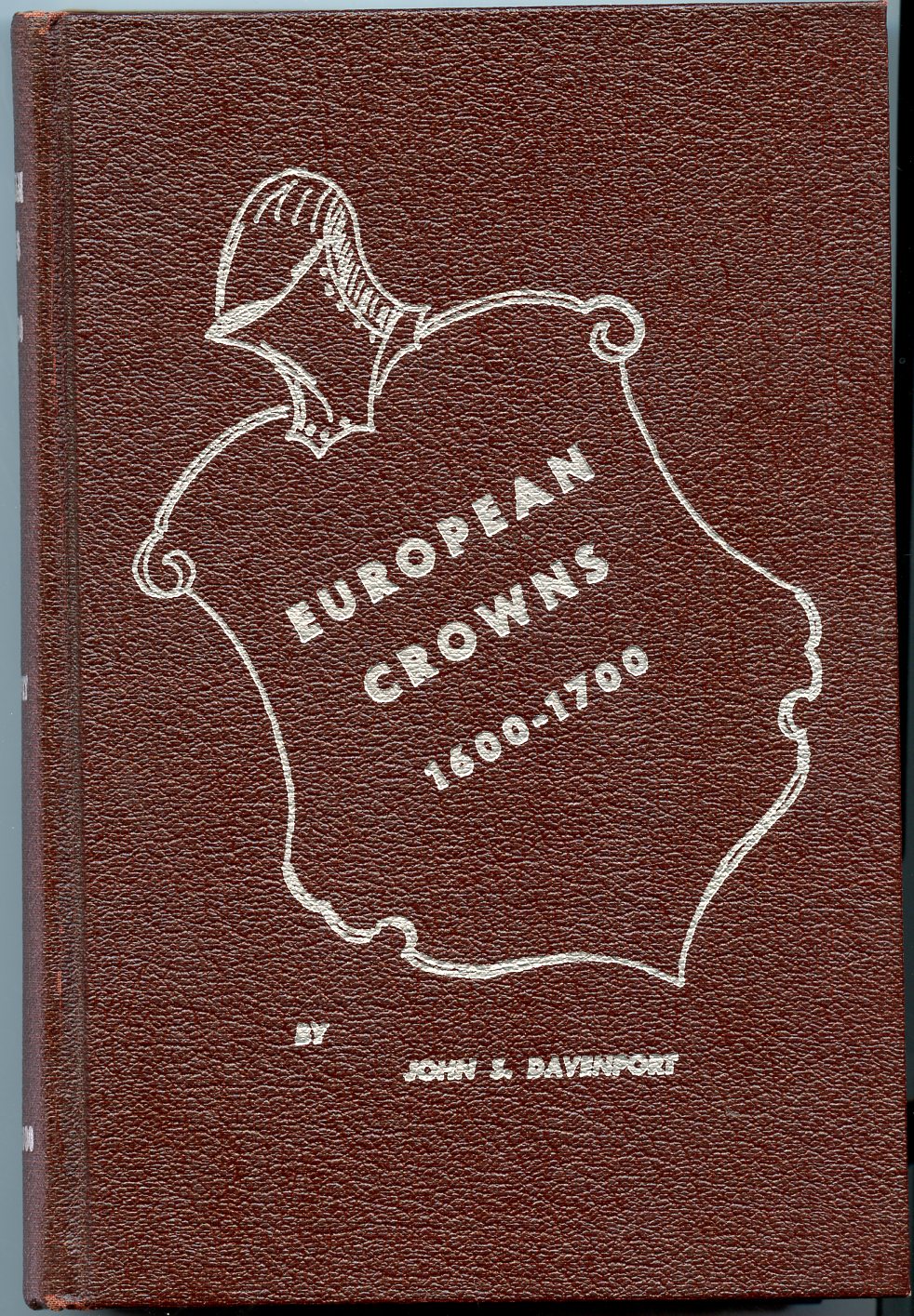 Германия книга "European Crowns 1600-1700 by Davenport" 1974 Европейские кроны 1600-1700 годов, 634 страницы, в твердом переплете   бумага  00-00