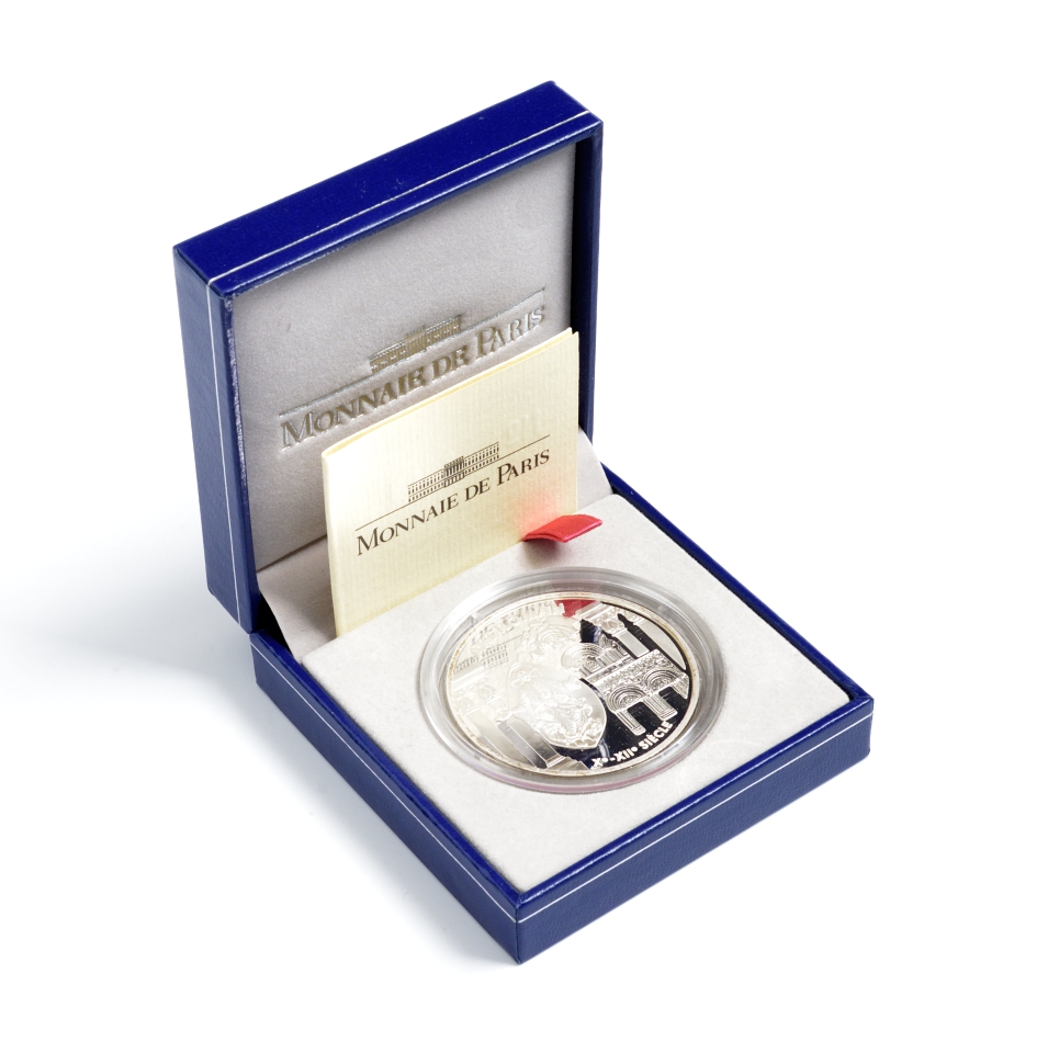 Франция 1 евро = 6,55957 франков 2000 романский стиль в архитектуре Средневековья (X-XII века) в коробке с сертификатом KM 1245 серебро PROOF 4-3-3-09