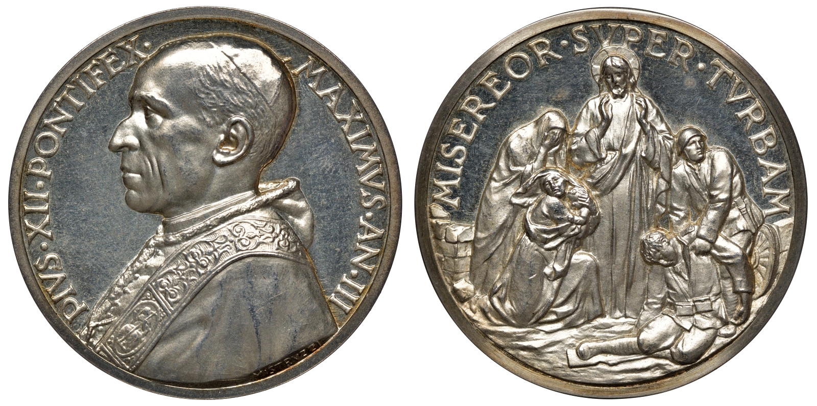 Ватикан медаль 1939-1958 Пий XII, MISEREOR SUPER TURBAM - сострадание к людям 44,0 мм, 24,9 гр серебро UNC 1090-4-33