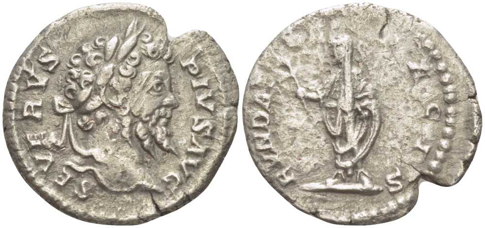 Римская Империя денарий 201 Септимий Север, SEVERVS PIVS AVG / FVNDATOR PACIS, Рим, Good Very fine /Very fine RIC 265 серебро 1073-6-77