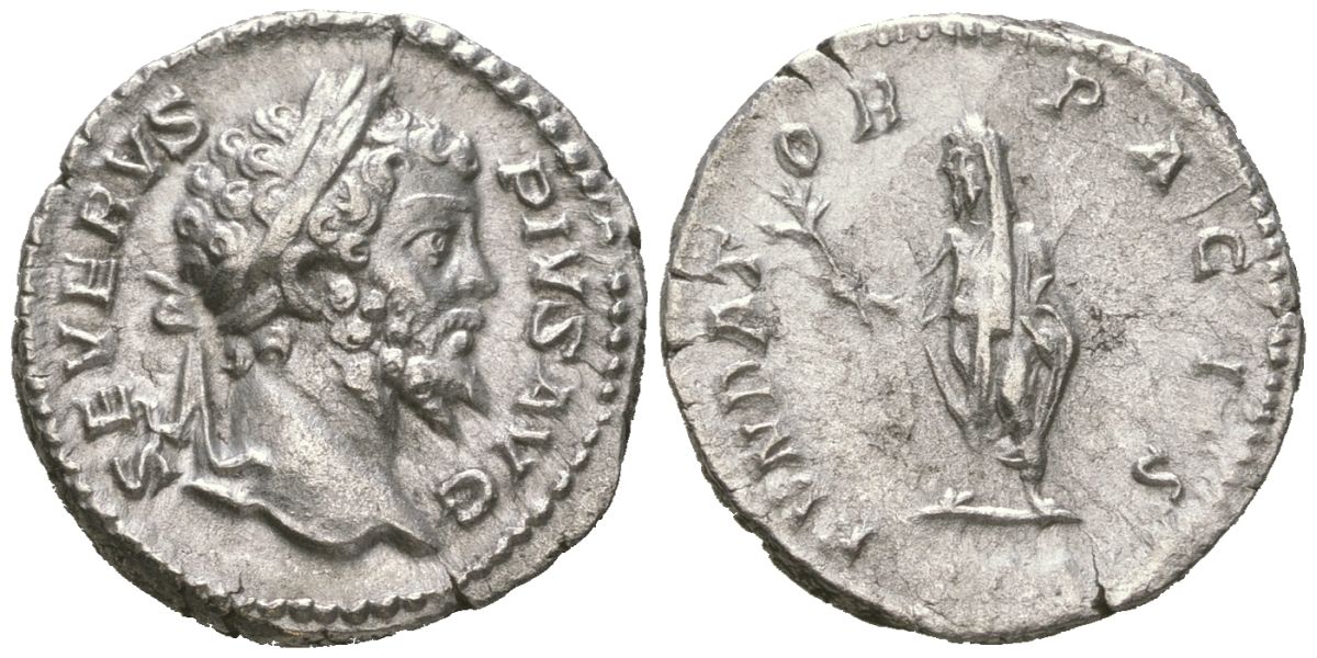 Римская Империя денарий 201 Септимий Север, SEVERVS PIVS AVG, бюст императора/FVNDATOR PACIS, император в тоге, Рим, 2,29 гр RIC 265 серебро 00-815-84