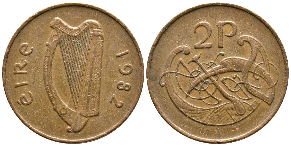 Ирландия 2 пенса 1982 виньетка в виде стилизованной птицы из второй библии Карла II Лысого KM 21 бронза 4681-145