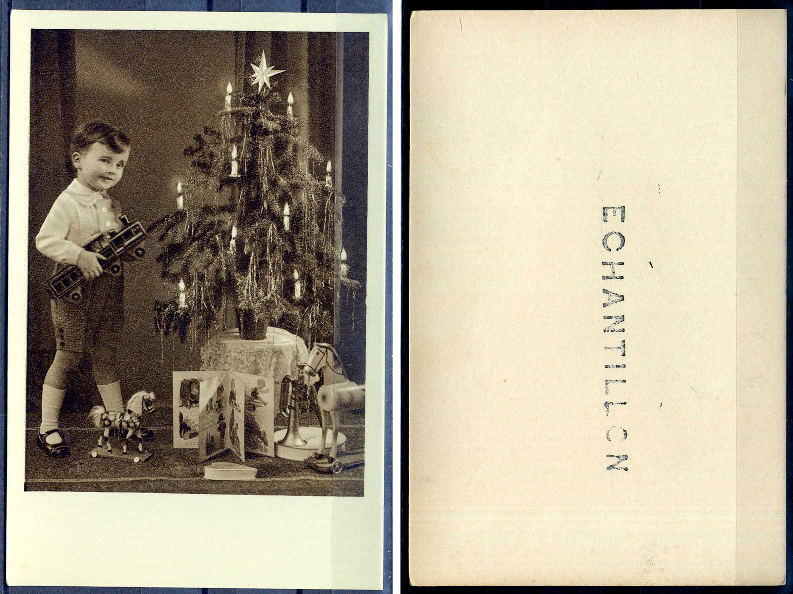 Бельгия образец фотокарточки мальчик с игрушками рядом с Рождественской елкой 2193-74