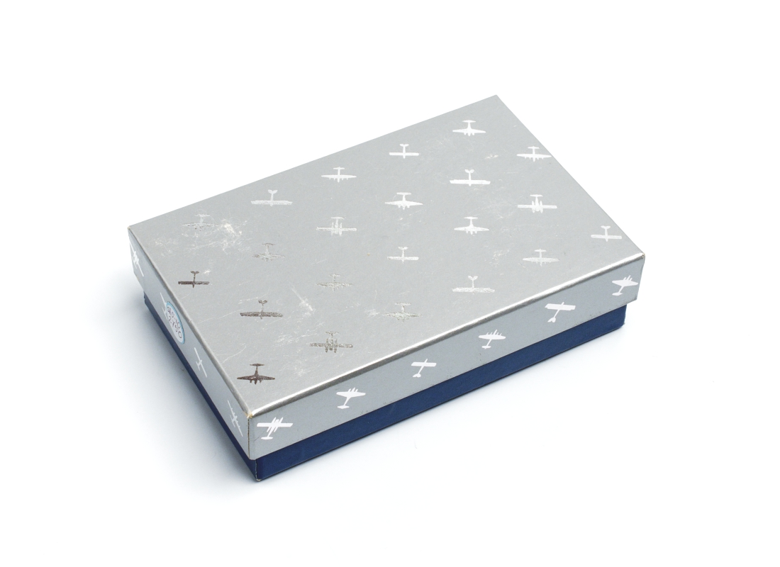 Канада 20 долларов 1990 самолеты Энсон и Гарвард, маршал Роберт Леки в оригинальной коробке с сертификатом KM 173 серебро, позолота PROOF 7-5-4-14