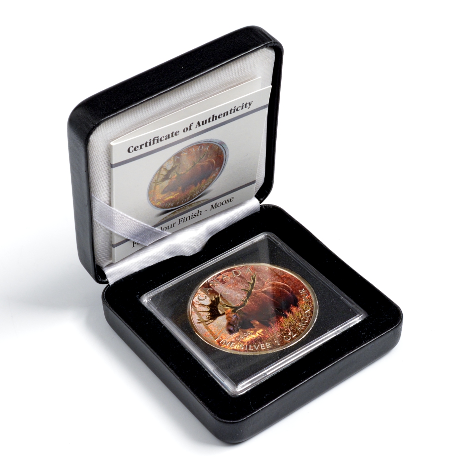 Канада 5 долларов 2012 серия Животный мир Канады, лось, в оригинальной коробке с сертификатом тираж 5000 экз., цветная эмаль серебро UNC 5-5-1-12