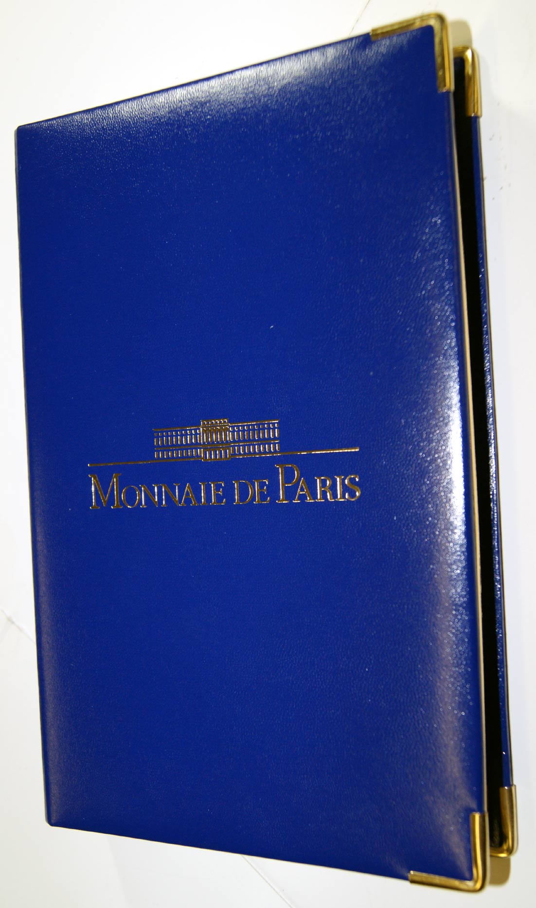 Франция евронабор из 8 монет 2000 в оригинальной упаковке монетного двора PROOF 1-4-6-02