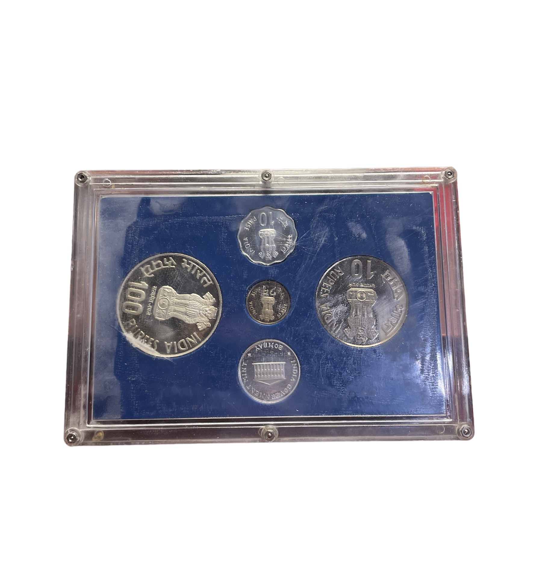 Индия официальный набор из 4 монет и  жетона монетного двора 1982 IX всеазиатские игры, DELHI 1982 KM PS 33   PROOF  7-3-1-22