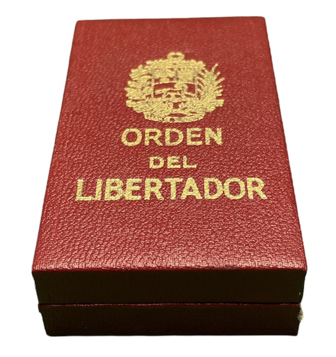 Венесуэла орден Освободителя (также называется орден бюст Боливара), звезда, шейная медаль и фрачник 2-4-2-30