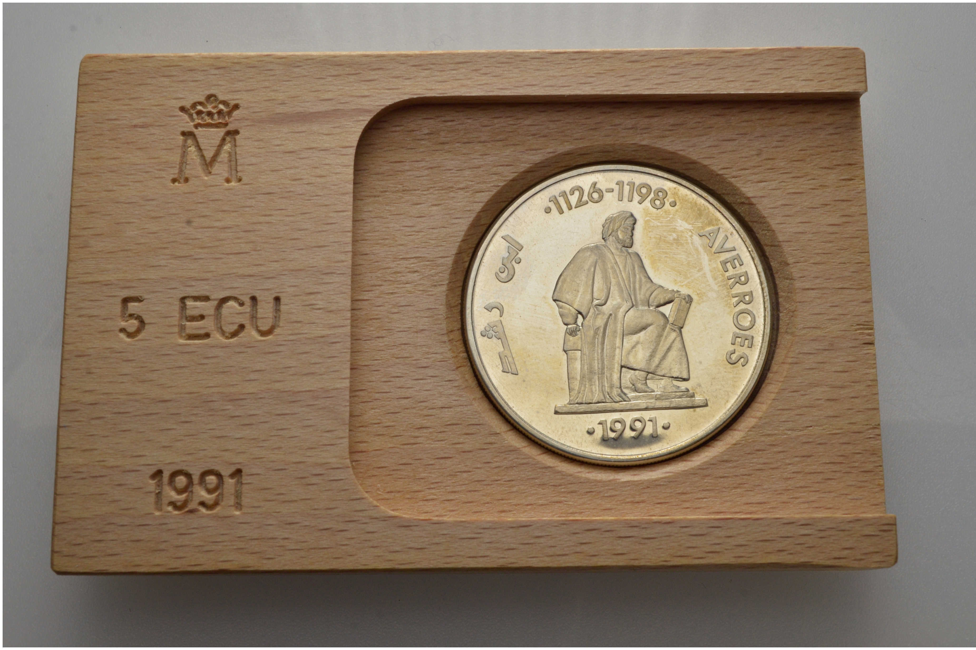 Испания 5 экю 1991 Аверроэс (Ибн Рушд) западно-арабский философ (1126-1198), в оригинальной деревянной коробке, с сертификатом  серебро  PROOF  4-3-1-12