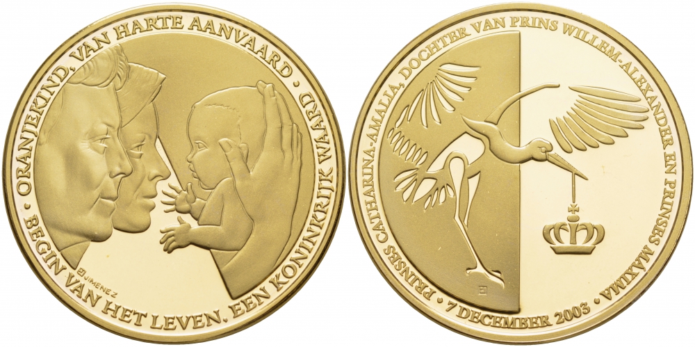 Нидерланды медаль 2003 на рождение принцессы Катарины Амалии, позолота  серебро  PROOF  11-149-42