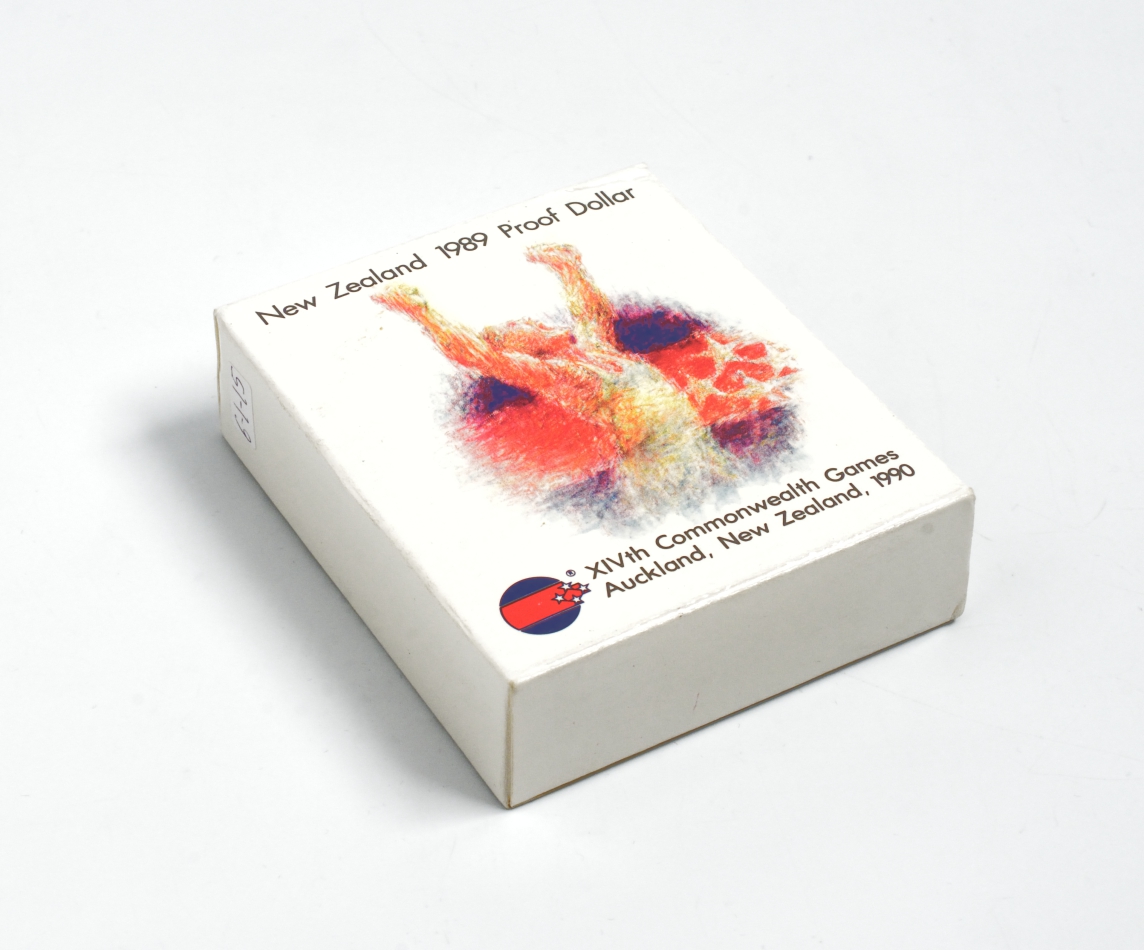 Новая Зеландия 1 доллар 1989 XIV Игры Содружества наций, бегун, Елизавета II (1952-2022), в оригинальной коробке, с сертификатом KM 67а серебро PROOF 4-3-5-33