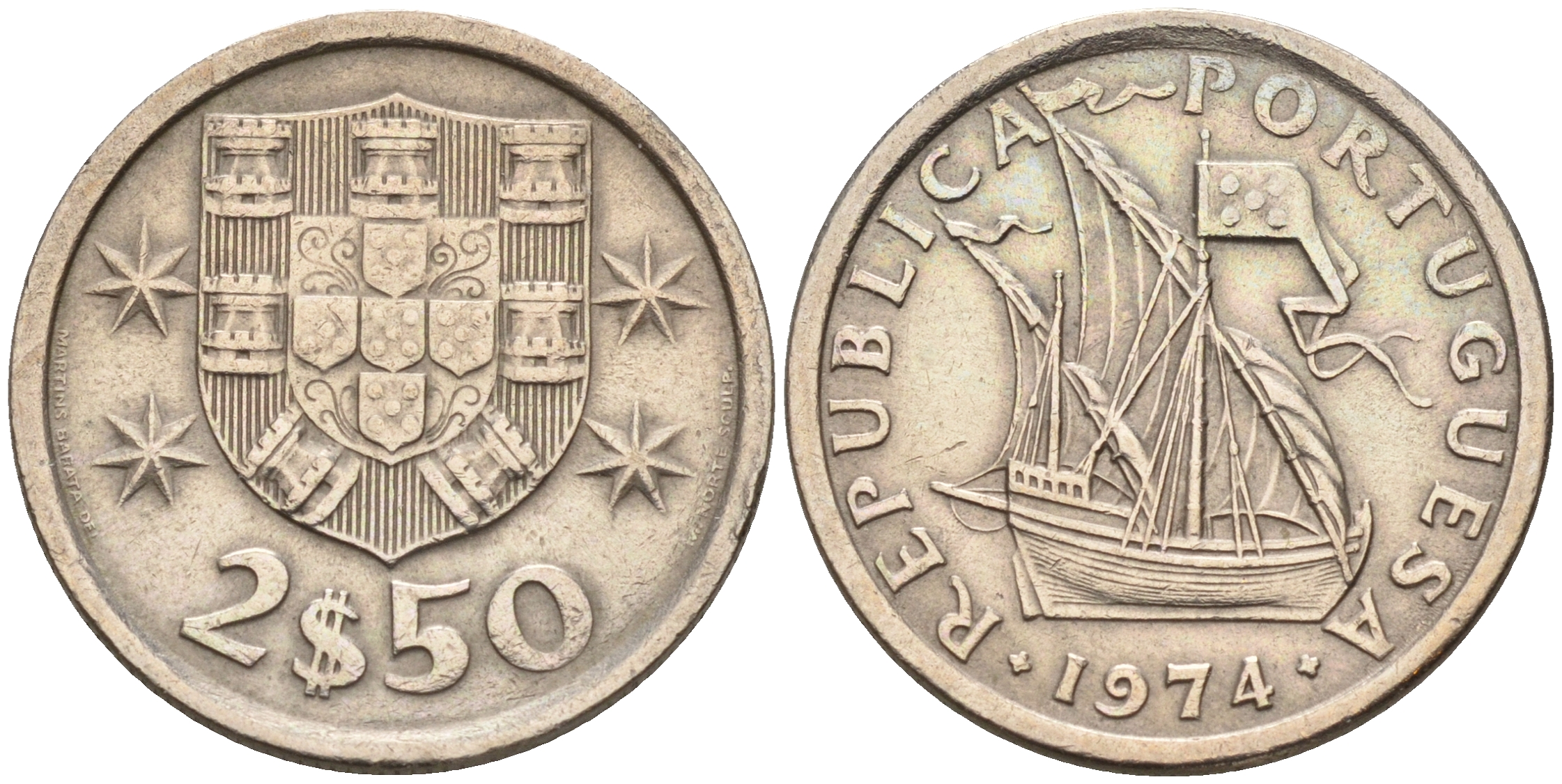 Португалия 2,5 эскудо 1974 парусник KM 590 медно-никель    4596-328