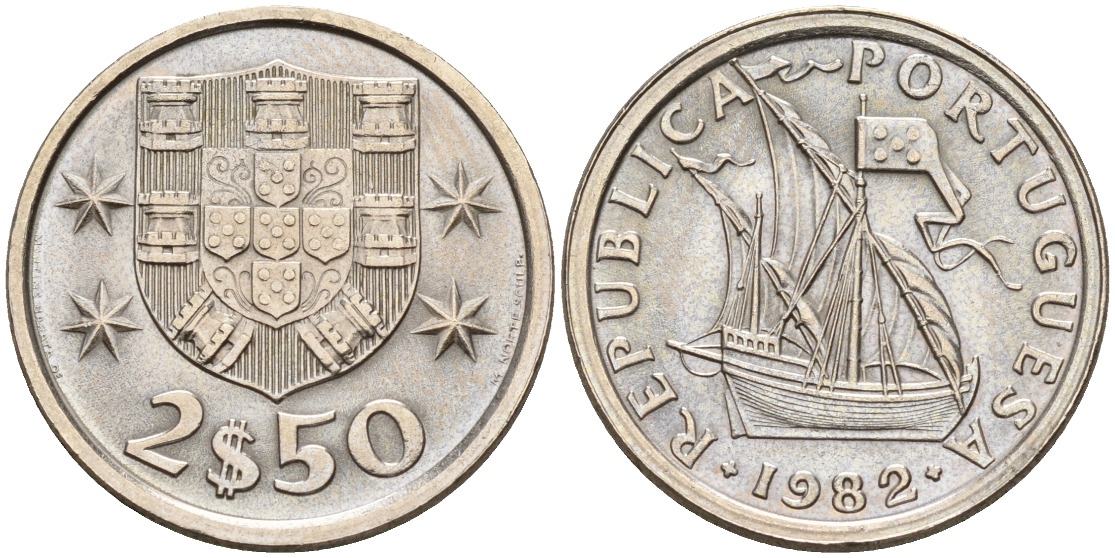 Португалия 2,5 эскудо 1982 парусник KM 590 медно-никель  UNC  4160-1227