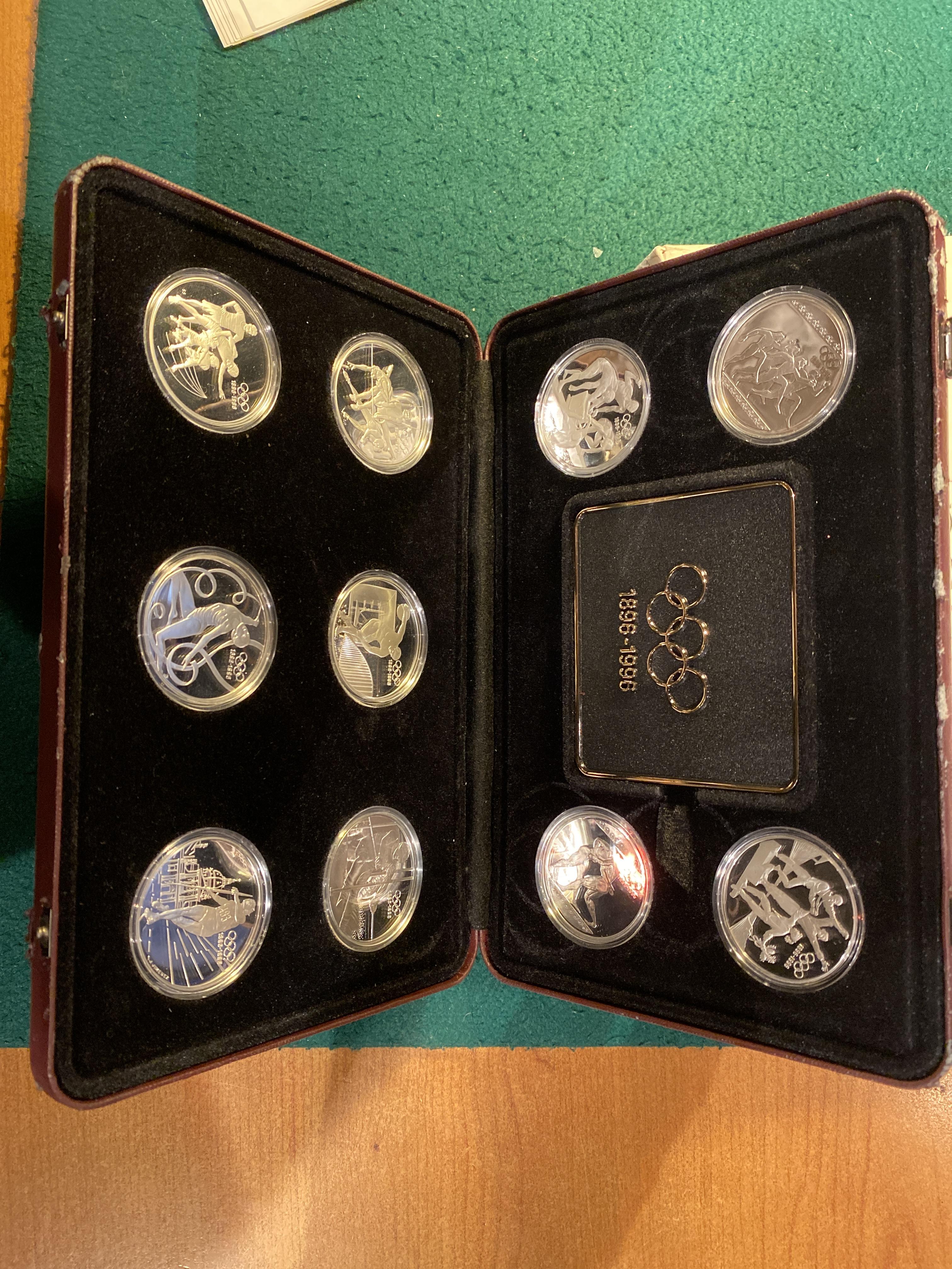 Австралия, Греция, Австрия, Франция, Канада набор из 10 монет 1996 100 лет Олимпийскому комитету (1896-1996), в оригинальной коробке с сертификатами KM 218, 219, 3026, 3027, 215, 216, 1047, 1048, 165, 166 серебро PROOF 14-01-03-26