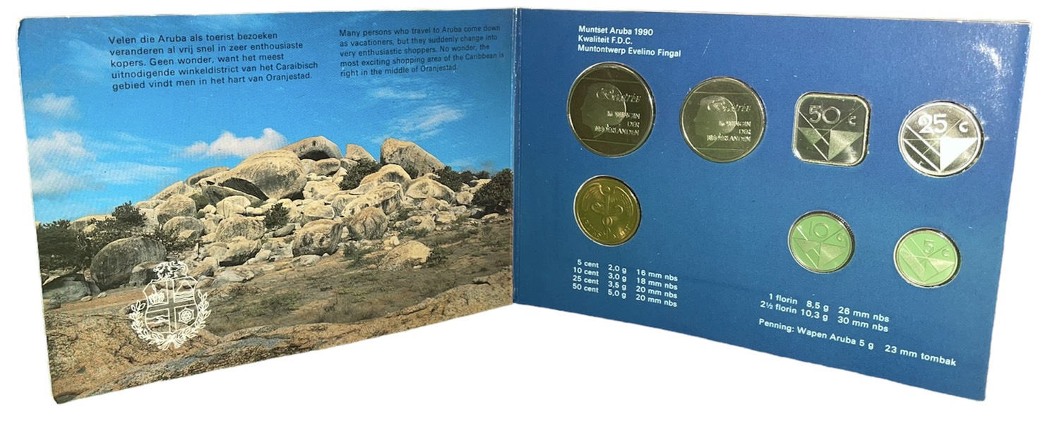 Аруба официальный набор из 6 монет 1990 в оригинальном буклете, с жетоном монетного двора KM MS5 UNC 2-5-2-34