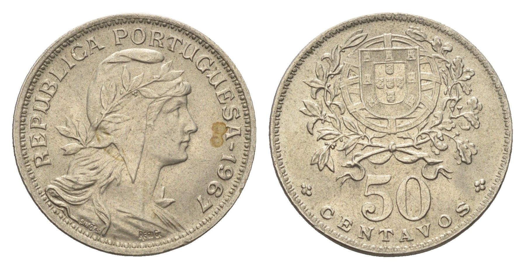 Португалия 50 сентаво 1967 голова Свободы вправо KM 577 никель латунь 4659-648