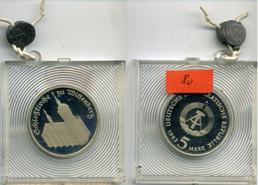 ГДР 5 МАРОК 1983 ШЛОСКИРХЕ В ВИТТЕНБЕРГЕ, ДОМ МАРТИНА ЛЮТЕРА, ТИРАЖ 5500 ЭКЗ., В ОРИГИНАЛЬНОЙ УПАКОВКЕ KM 89 медно-никель PROOF 04-061-6