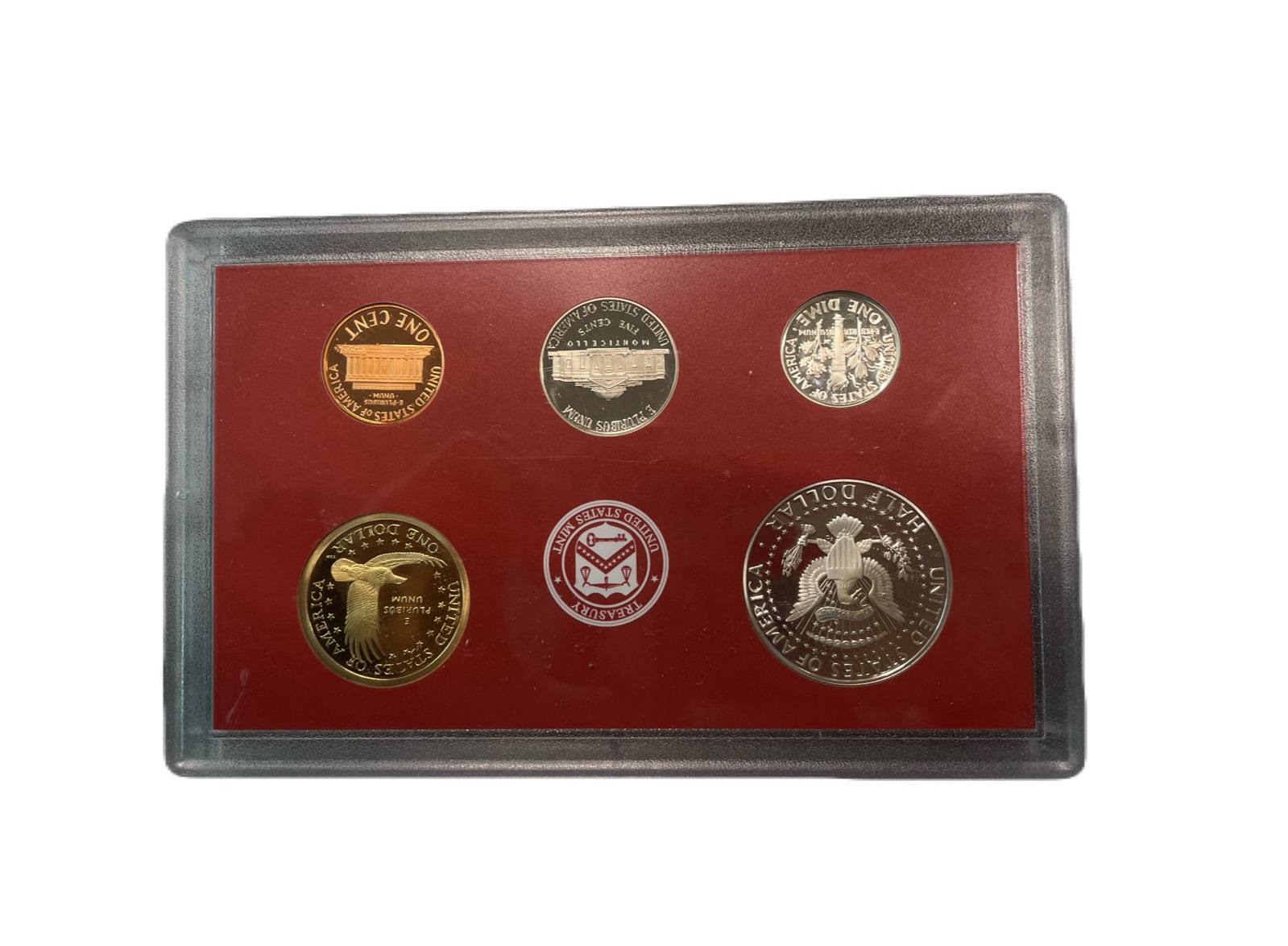 США полный годовой набор из 14 монет (1, 5, 10 (дайм) и 25 (квотер) центов; 1/2 (50 центов) и 1 доллар) 2007 в оригинальной упаковке с сертификатами KM 468, 381, 195a, A202b, 310, 396, 397, 398, 399, 400, 401, 402, 403 и 404 PROOF 5-4-1-18