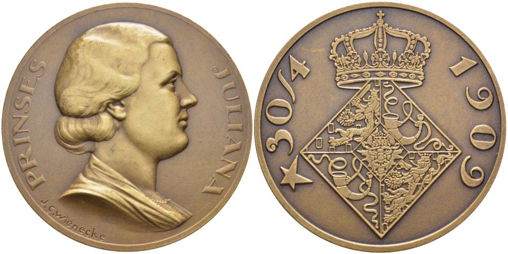 Нидерланды медаль ND Принцесса Нидерландов Юлиана, родилась 30 апреля 1909, правление (1948-1980), диаметр 50 мм.      11-267-42