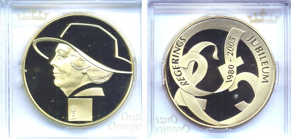 НИДЕРЛАНДЫ МЕДАЛЬ ND 25 ЛЕТ ПРАВЛЕНИЯ КОРОЛЕВЫ БЕАТРИКС (1980-2005) бронза, позолота PROOF 5-3-1-75