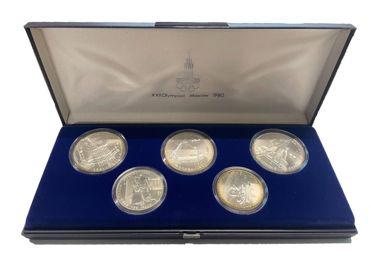 СССР набор из 5 монет номиналом 5 и 10 рублей 1978-1979 XXII летние Олимпийские игры 1980 года в Москве  серебро  UNC  8-2-04-19