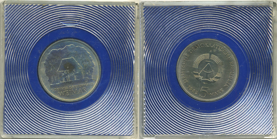 ГДР 5 марок 1982 A, Веймар, садовый домик Гете, в оригинальной упаковке KM 85 медь никель цинк UNC 1-4-4-19