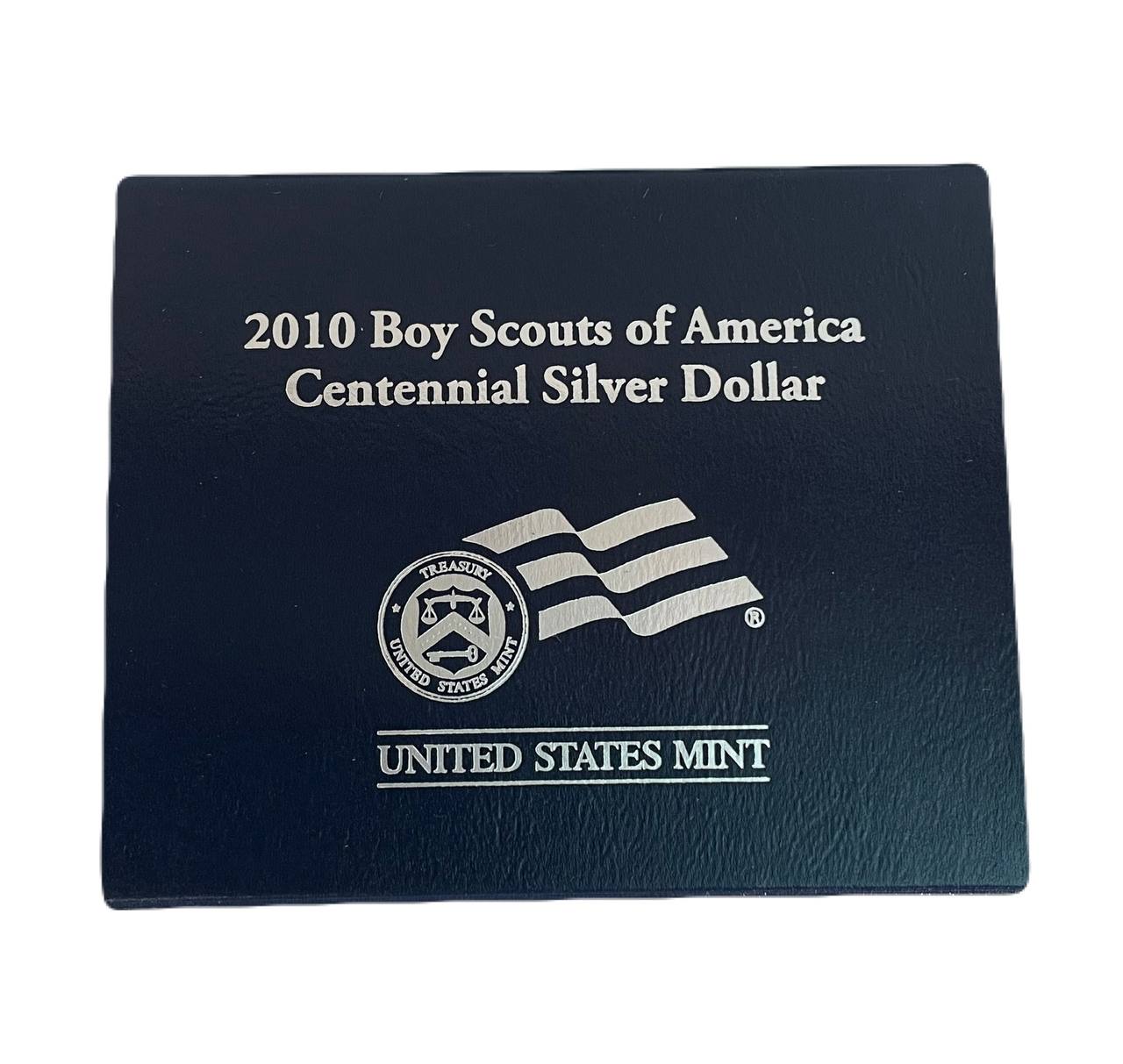 США 1 доллар 2010 100 лет бойскаутам Америки, в оригинальной коробке, с сертификатом KM 480 серебро BU 1-4-1-05