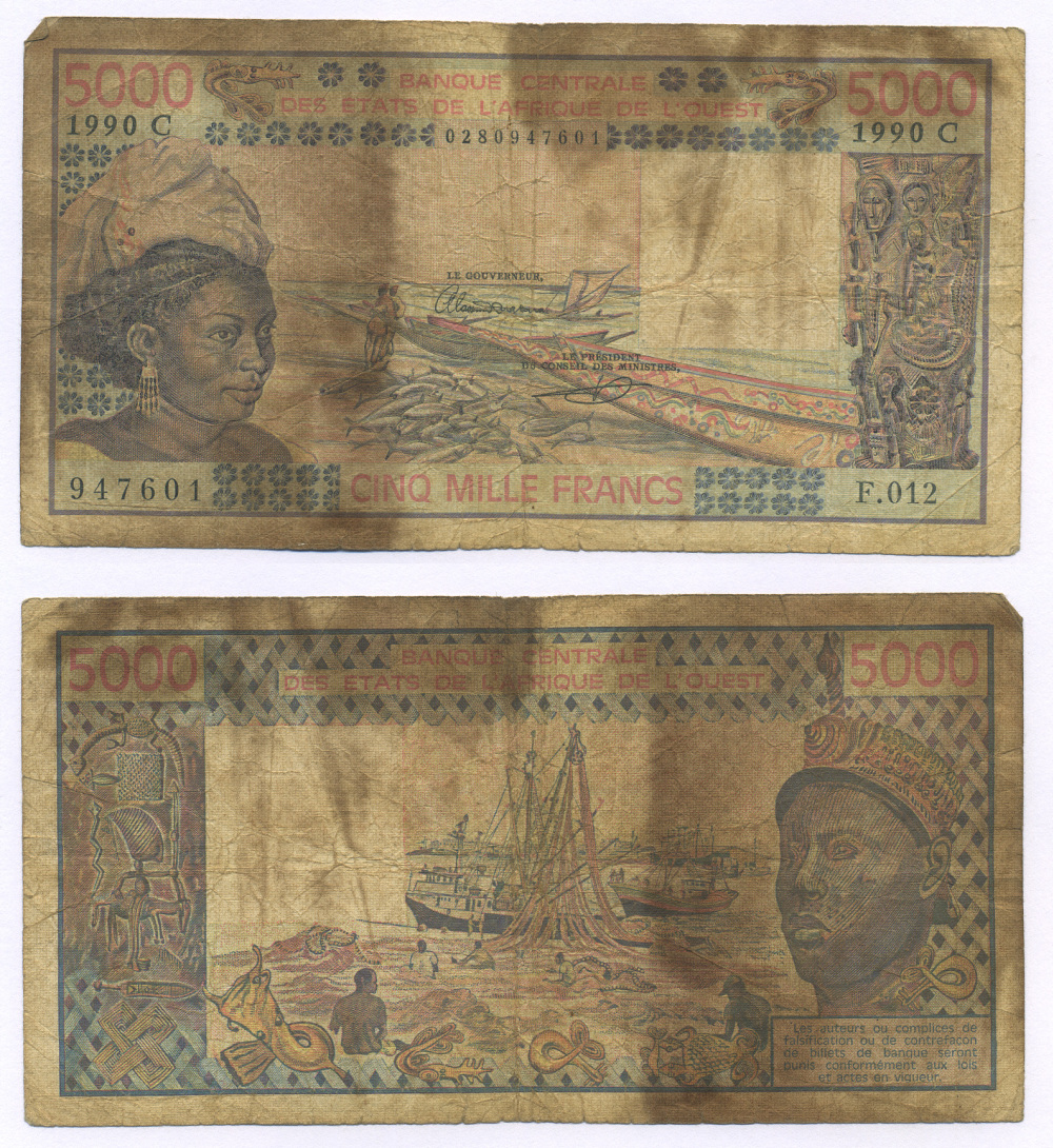 ВАЛЮТНЫЙ СОЮЗ СТРАН ЗАПАДНОЙ АФРИКИ 5000 ФРАНКОВ 1990 ПОДПИСЬ 21 Pick 108Aq бумага 7205-4-3