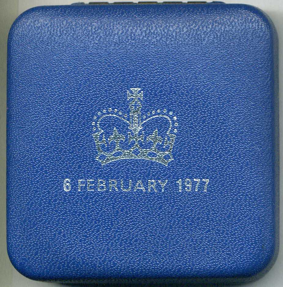 Тристан-да-Кунья 25 пенсов 1977 25 лет правления Елизаветы II, в оригинальной коробке KM 1а серебро PROOF 00-00