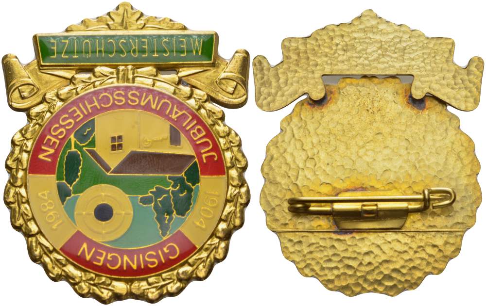 ГЕРМАНИЯ ЗНАЧОК СНАЙПЕРА 1984 ЮБИЛЕЙНЫЙ ЗНАК СТРЕЛКОВОГО КЛУБА ГОРОДА КИССИНГЕН (СААРЛЕНД), 80 ЛЕТ КЛУБУ (1904-1984), С ЗАСТЁЖКОЙ жёлтый металл 1082-10-43