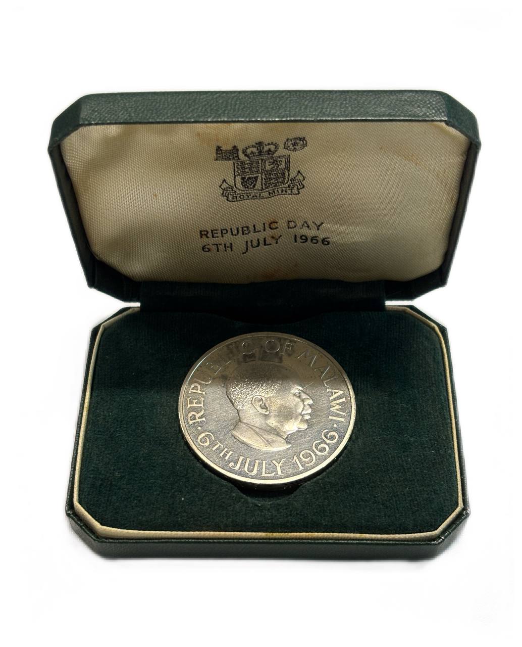 Малави 1 крона 1966 День Республики - 6 июля 1966, в оригинальной упаковке KM 5 никель латунь PROOF 8-2-05-13