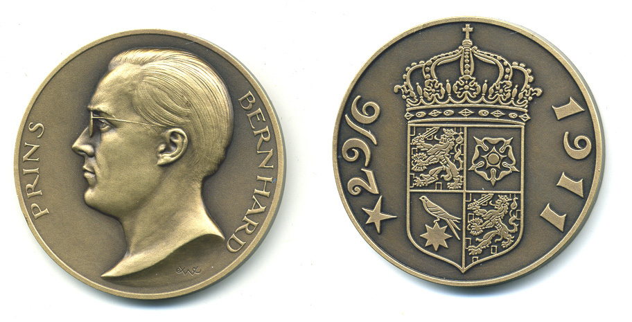 НИДЕРЛАНДЫ МЕДАЛЬ ND 29 ИЮНЯ 1911 РОЖДЕНИЕ ПРИНЦА БЕРНАРДА бронза UNC 1079-3-32