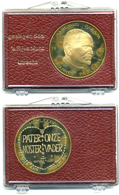 Нидерланды, Утрехт медаль 1985 понтифик Иоанн Павел II, позолота, в оригинальной пластиковой упаковке медно-никель PROOF 5-6-2-59